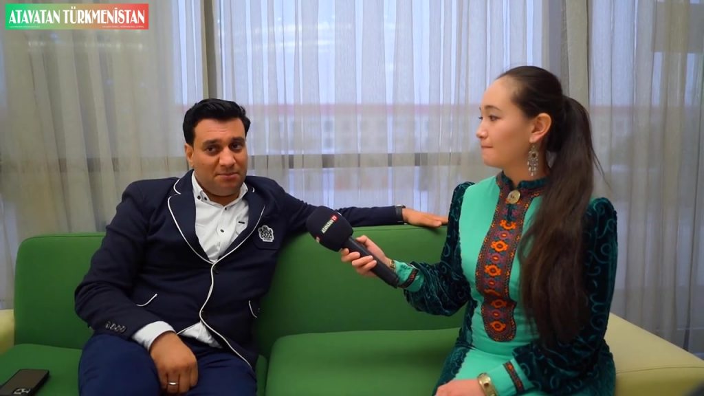 Meşhur Sungat wekilleri 8 Mart Baýramy bilen gutlaýar : Azat, Mähri, Söhbet we Sapa